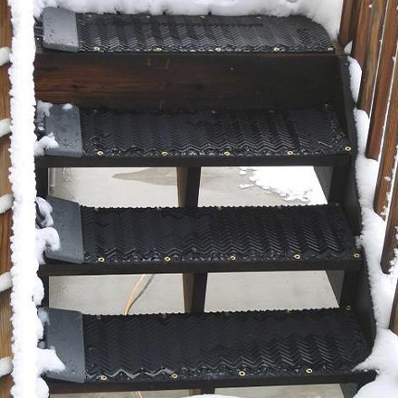 Portable heated stair treads